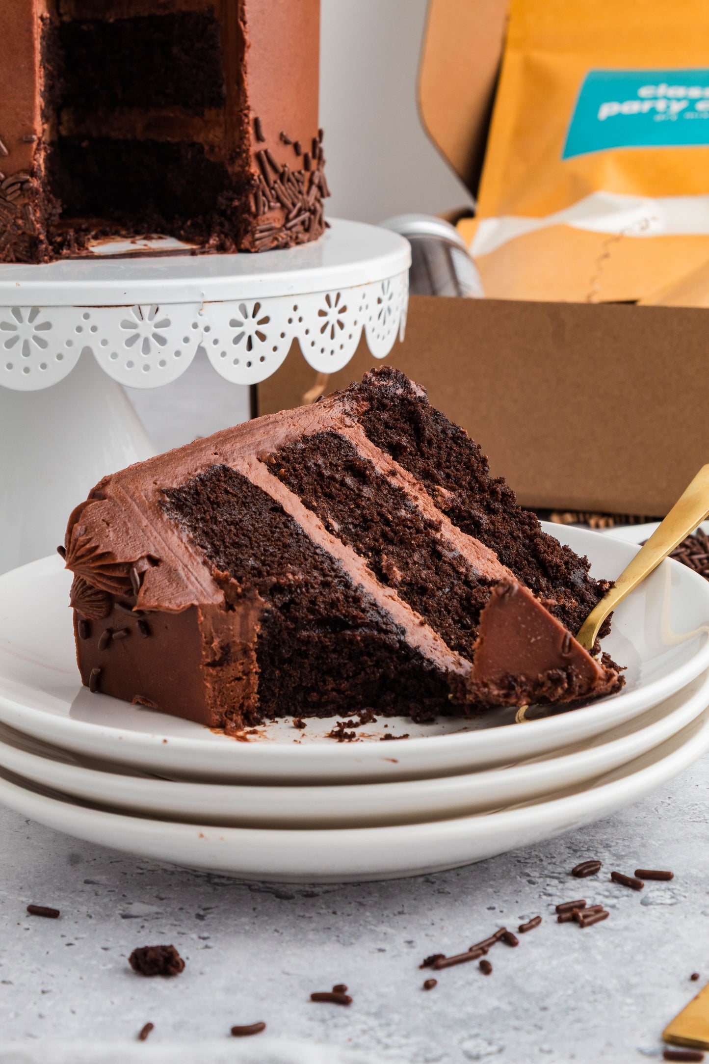 Chocolate Lover's Cake - Baking and Decorating Kit