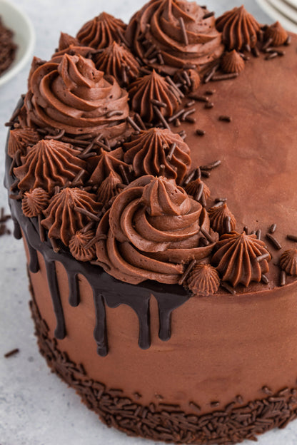 Chocolate Lover's Cake - Baking and Decorating Kit